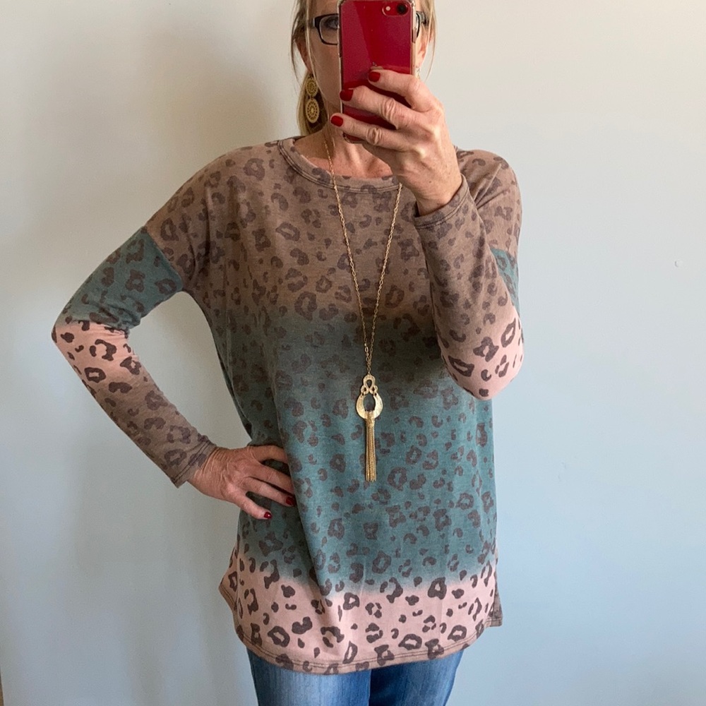 Color Bock, Animal Print Tunic Top - Picture 3 of 9